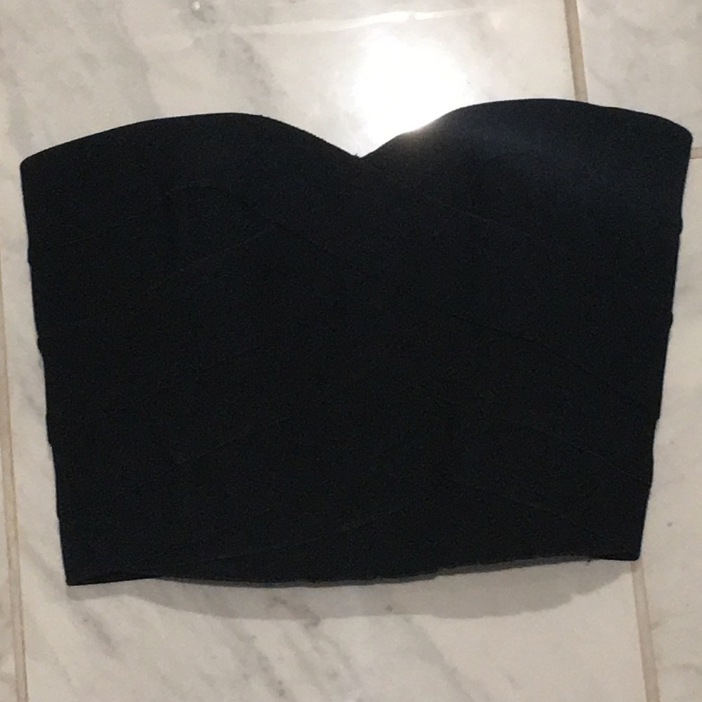 Black crop top